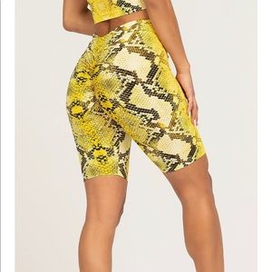 Lici Fit Lemon Bite High Waist Scrunch Biker Short
